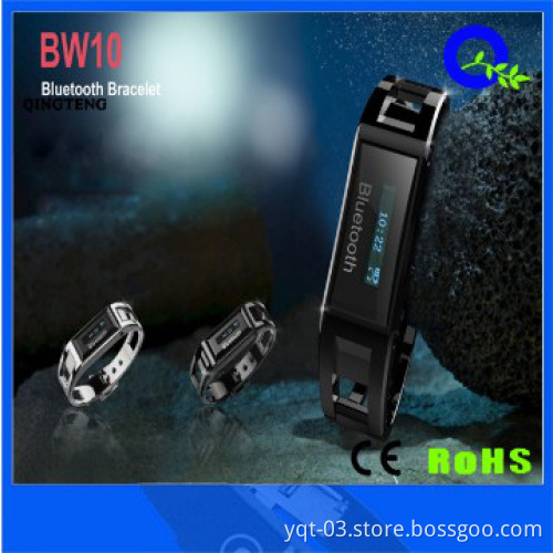stainless steel bluetooth watch with classic design